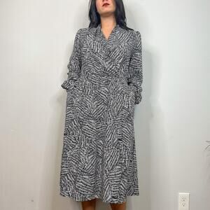 A New Day Black & White Abstract A-Line Dress with Pockets
